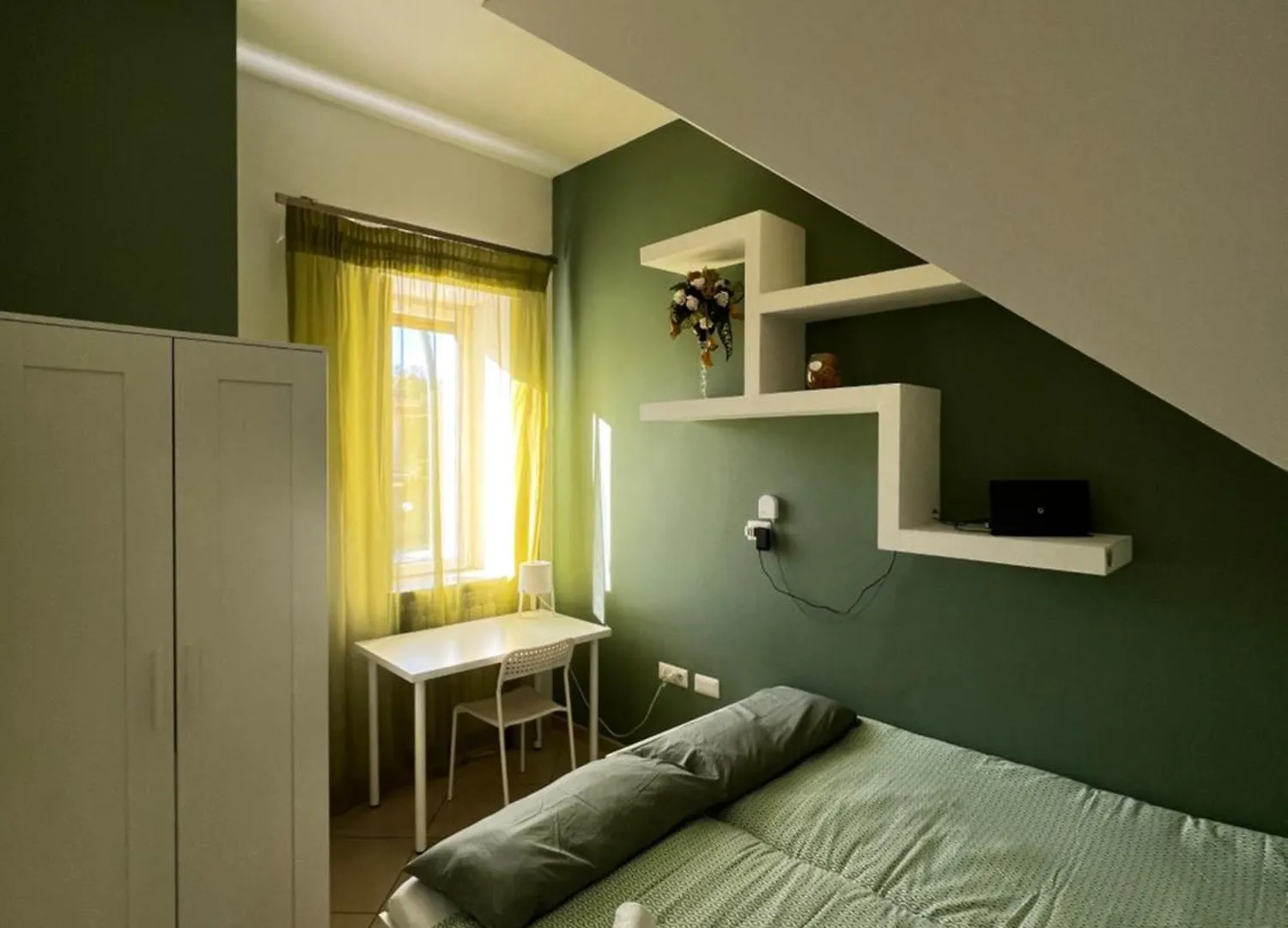 The Shaman'S House Very Close To The Metro Line 1 Apartment Naples Italy